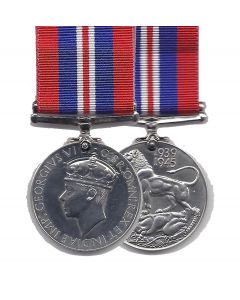 Official 1939 - 1945 Miniature WW2 War Medal and Ribbon